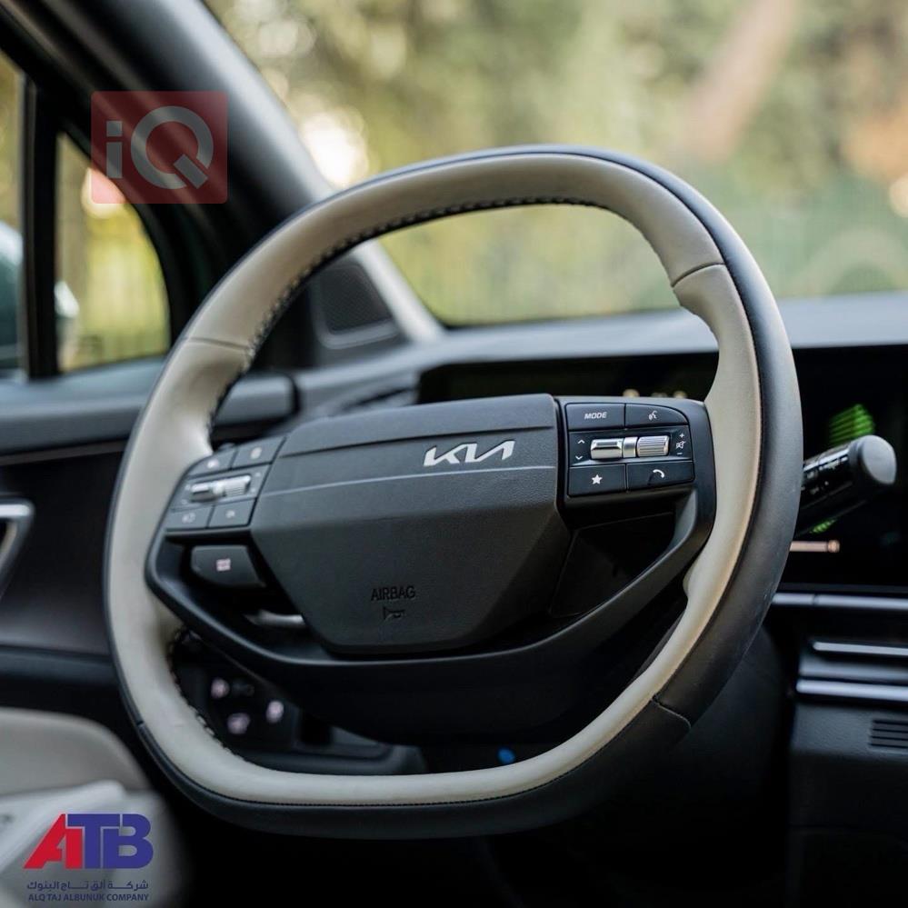 https://cdn.iqcars.io2497c727-a4fc-40c8-a4ab-21c728ff3089_4.jpg
